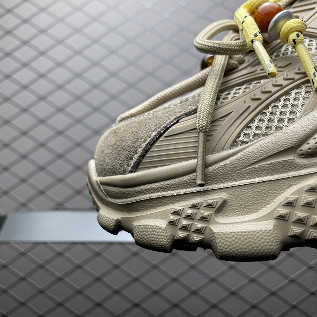 图片[6]-GG-CC秋冬新款 GGCC 2025 珠串 8cm厚底增高 千禧风复古未来老爹鞋 重新开拓老爹新世代版图 无需定义只为个性表达 鞋底自带增高效果，穿上秒变大长腿 原版吸膜气垫鞋底防滑耐磨 尺码：35 36 37 38 39 40-选品中心