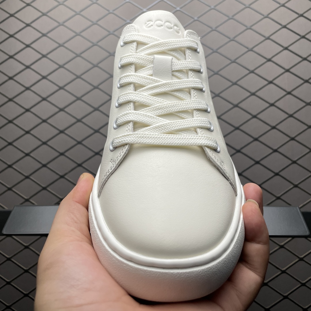 ECCO 爱步 新款真皮舒适时尚休闲板鞋 柔酷7号系列新品 鞋面采用ECCO家族工艺牛皮革 纹理自然，细