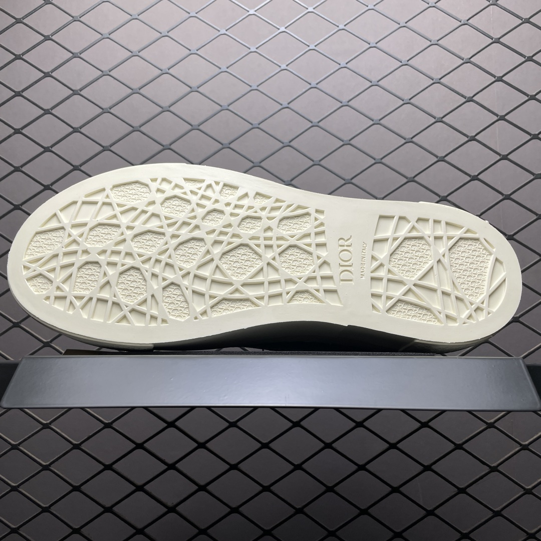图片[5]-Dior 迪奥 B33 低帮休闲运动鞋 海淘代购同渠道品质 高端零售 外贸充正专供 原版购入开发 ZP级全套包装 完美楦型 正确卡色 质感媲美原版 细节与原版一致 请注意区分市面通货材 尺码：39 40 41 42 43 44 45 46-选品中心