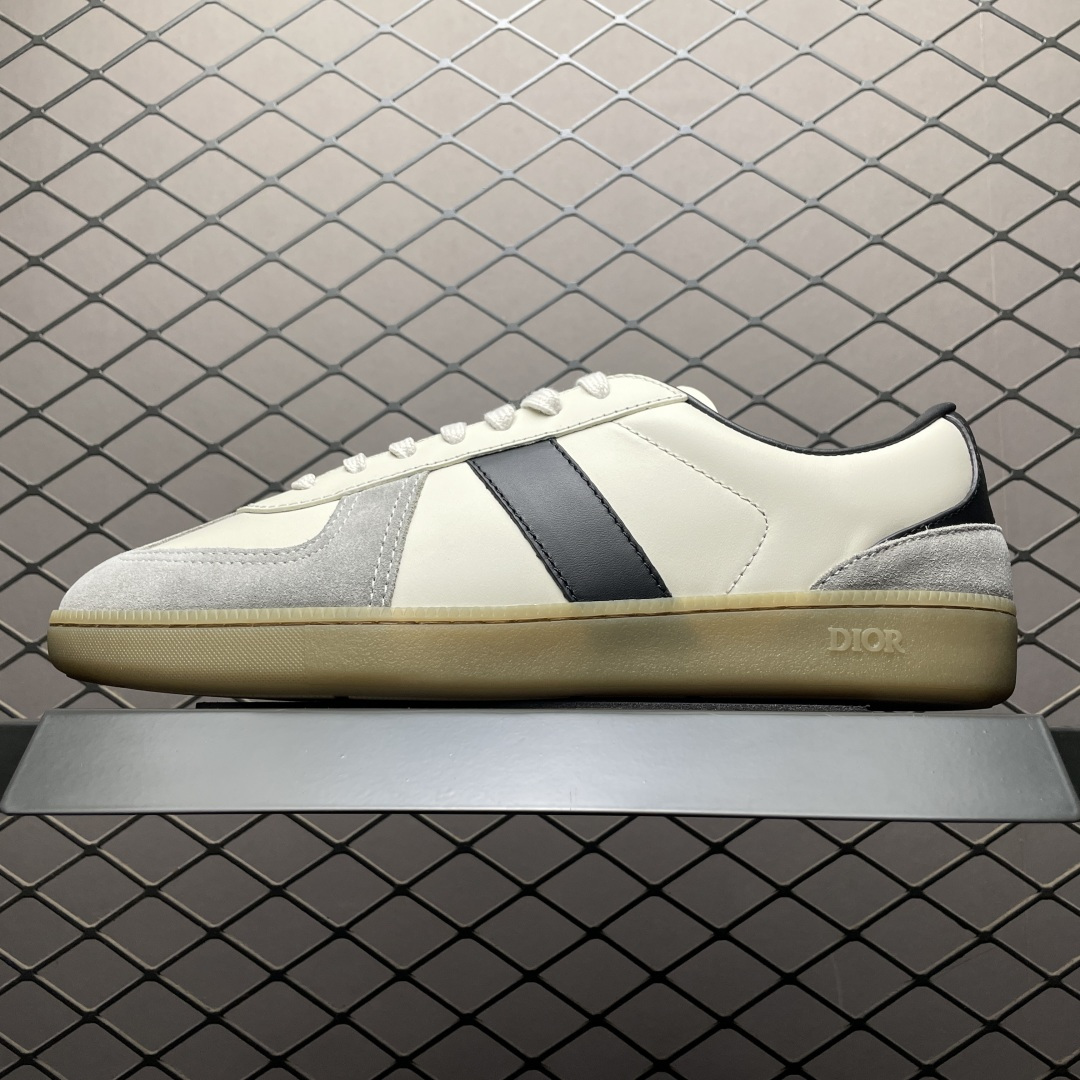 Dior 迪奥 B01 老钱风 低帮休闲板鞋 海淘代购同渠道品质 原版购入开发 私模大底 进口牛皮鞋面（内里胎牛皮）打造 高端零售 外贸充正专供 ZP级全套包装 完美楦型 正确卡色 质感媲美原版 细节与原版一致 请注意区分市面通货材 尺码：38 39 40 41 42 43 44 45 46-选品中心