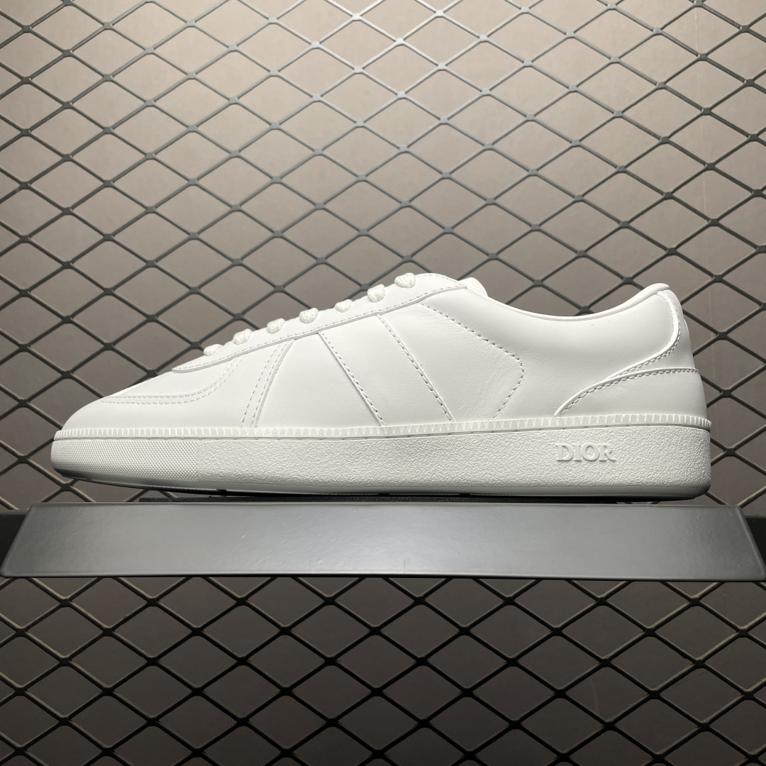 Dior 迪奥 B01 老钱风 低帮休闲板鞋 海淘代购同渠道品质 原版购入开发 私模大底 进口牛皮鞋面（内里胎牛皮）打造 高端零售 外贸充正专供 ZP级全套包装 完美楦型 正确卡色 质感媲美原版 细节与原版一致 请注意区分市面通货材 尺码：38 39 40 41 42 43 44 45 46-选品中心
