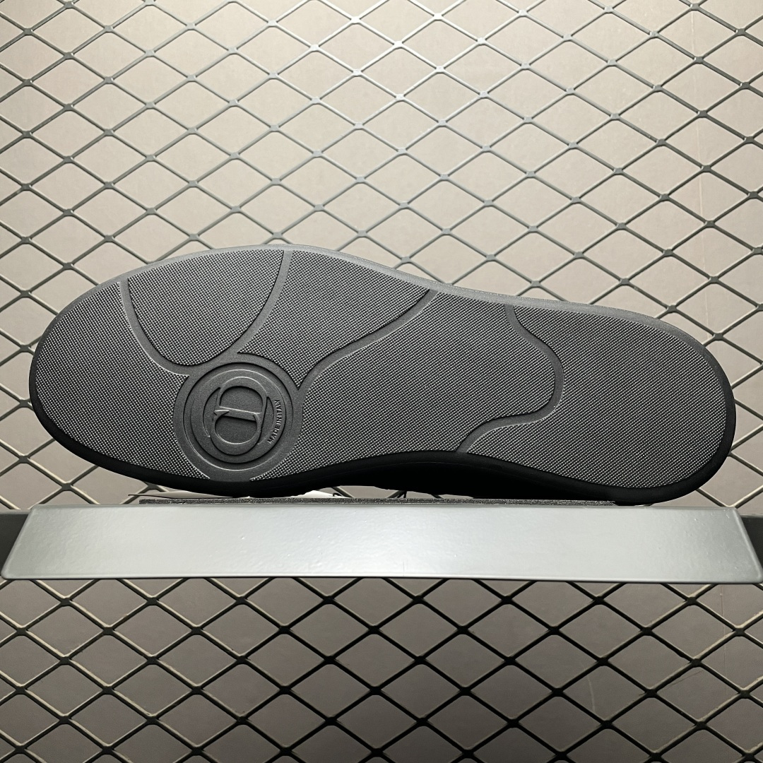 图片[5]-Dior 迪奥 B01 老钱风 低帮休闲板鞋 海淘代购同渠道品质 原版购入开发 私模大底 进口牛皮鞋面（内里胎牛皮）打造 高端零售 外贸充正专供 ZP级全套包装 完美楦型 正确卡色 质感媲美原版 细节与原版一致 请注意区分市面通货材 尺码：38 39 40 41 42 43 44 45 46-选品中心