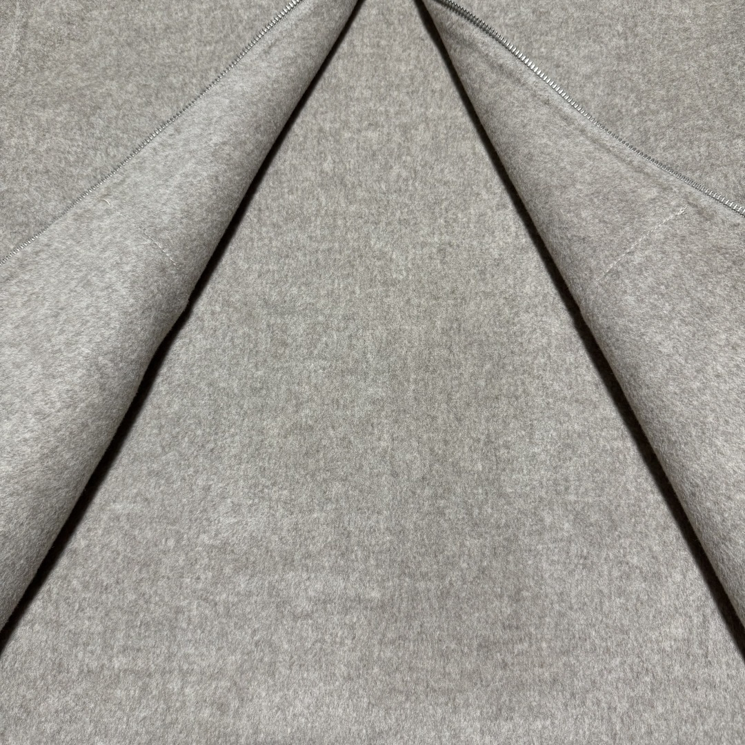 图片[8]-S# Acne Studios 25FW 羊绒帽衫外套卫衣 真正原版购回开发打版 高端零售专供 品质保证 100%放心出街 尺码：44 46 48 注意⚠️此款仅支持干洗-选品中心