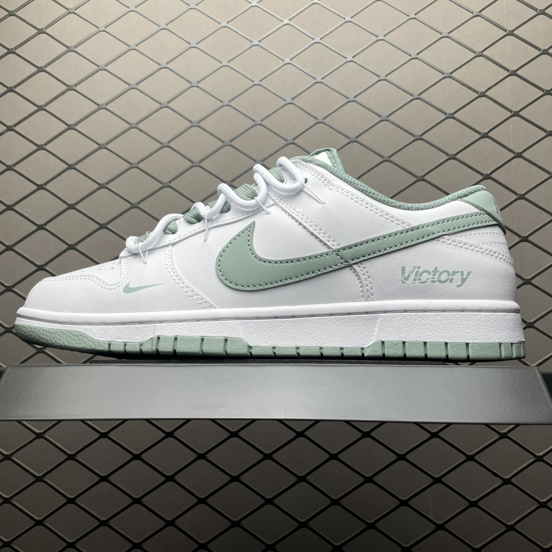 NK Dunk Low 客制款 低帮休闲板鞋 WG0528-102 尺码：40 40.5 41 42 42.5 43 44 44.5 45 46-选品中心