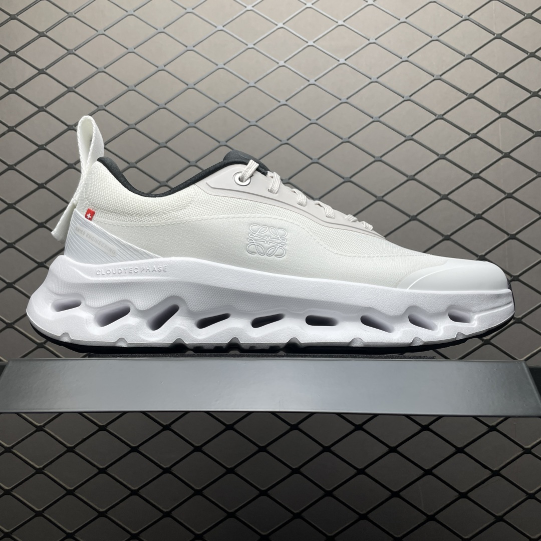 图片[6]-纯原版 Loewe x ON 罗意威昂跑联名 Cloudtilt 2.0 系列 3ME10692979 市售最高品质出货 全系列配色均原鞋购入开发打造 全新独立私模 高端零售 外贸平台充正品质 独家定制全套包装 内含防尘袋一个 注意：售后需完整退回 尺码：36 36.5 37 38 38.5 39 40 40.5 41 42 42.5 43 44 44.5 45 46-选品中心