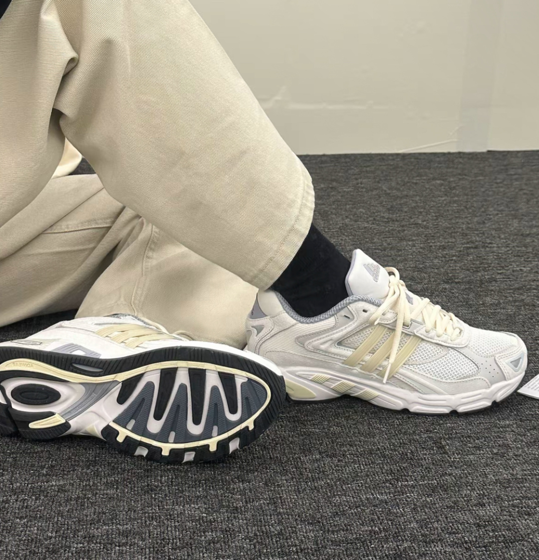 图片[9]-福利特价平台专供品质 AD 阿迪 Response / Astir 五色开启特价清仓模式 高端零售 平台混M专供订单 白菜价格 捡到即是赚到 对应尺码如图所示 手慢拍大腿 ！-选品中心