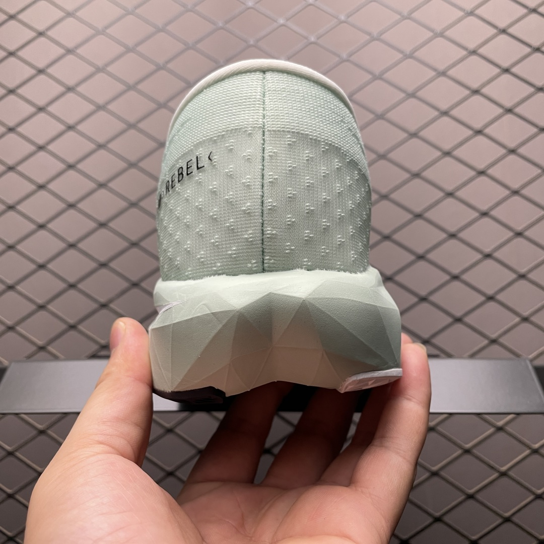 图片[2]-New Balance 新百伦 Fuelcell 休闲跑步鞋 MFCXCE4 尺码：36 37 37.5 38 38.5 39.5 40 40.5 41.5 42 42.5 43 44 44.5 45-选品中心