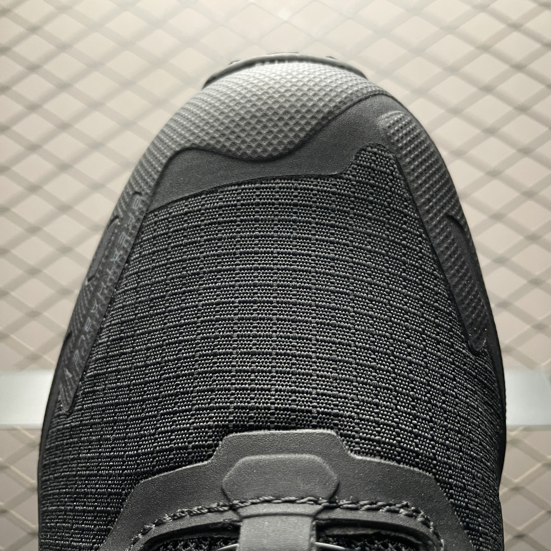 图片[7]-Columbia 哥伦比亚 户外登山鞋休闲鞋户外越野徒步鞋 9996 鞋面主体部分采用网状薄翼材质中底是大坡王最具特色的山形结构 鞋带采用 旋钮快速穿脱系统 鞋底采用Vibram Megagrip 大底，抓地耐磨，三角多向奇钉设计易于鞋底异物排出，助你轻松掌控各种野外地形 尺码：40 41 42 43 44 45-选品中心