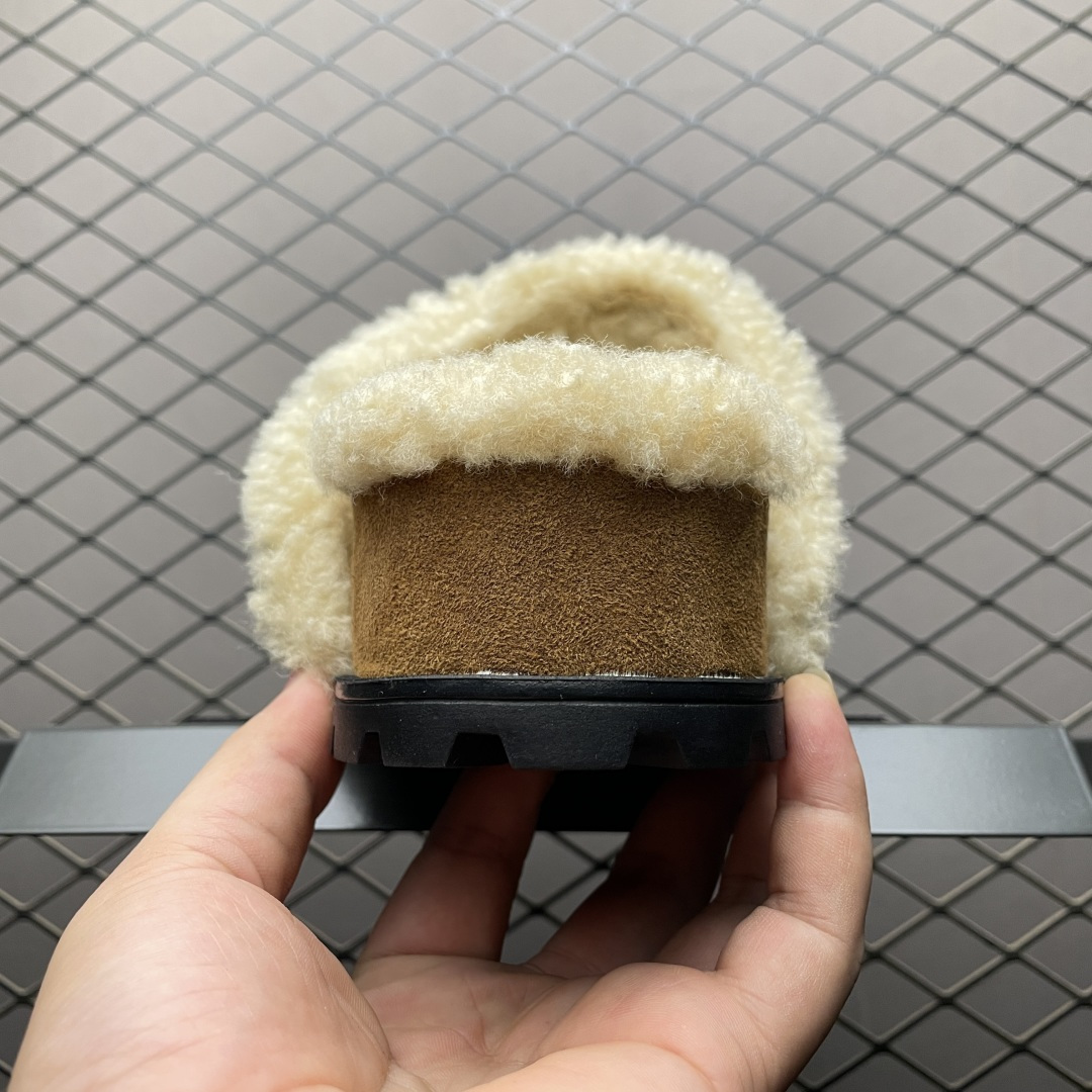 图片[2]-GG-CC 2025 路易暖茶 秋冬新款 5.5CM 厚底增高 百搭勃肯半拖鞋 这款毛毛拖采用了柔软的绒毛材质，搭配上经典的棕色设计，既温暖又充满时尚感 厚实的绒毛不仅提供了极佳的保暖效果，还让你的双脚享受极致的舒适 尺码：35 36 37 38 39 40-选品中心