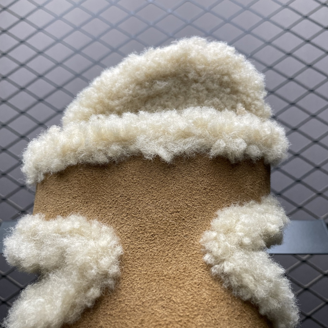 图片[7]-GG-CC 2025 路易暖茶 秋冬新款 5.5CM 厚底增高 百搭勃肯半拖鞋 这款毛毛拖采用了柔软的绒毛材质，搭配上经典的棕色设计，既温暖又充满时尚感 厚实的绒毛不仅提供了极佳的保暖效果，还让你的双脚享受极致的舒适 尺码：35 36 37 38 39 40-选品中心