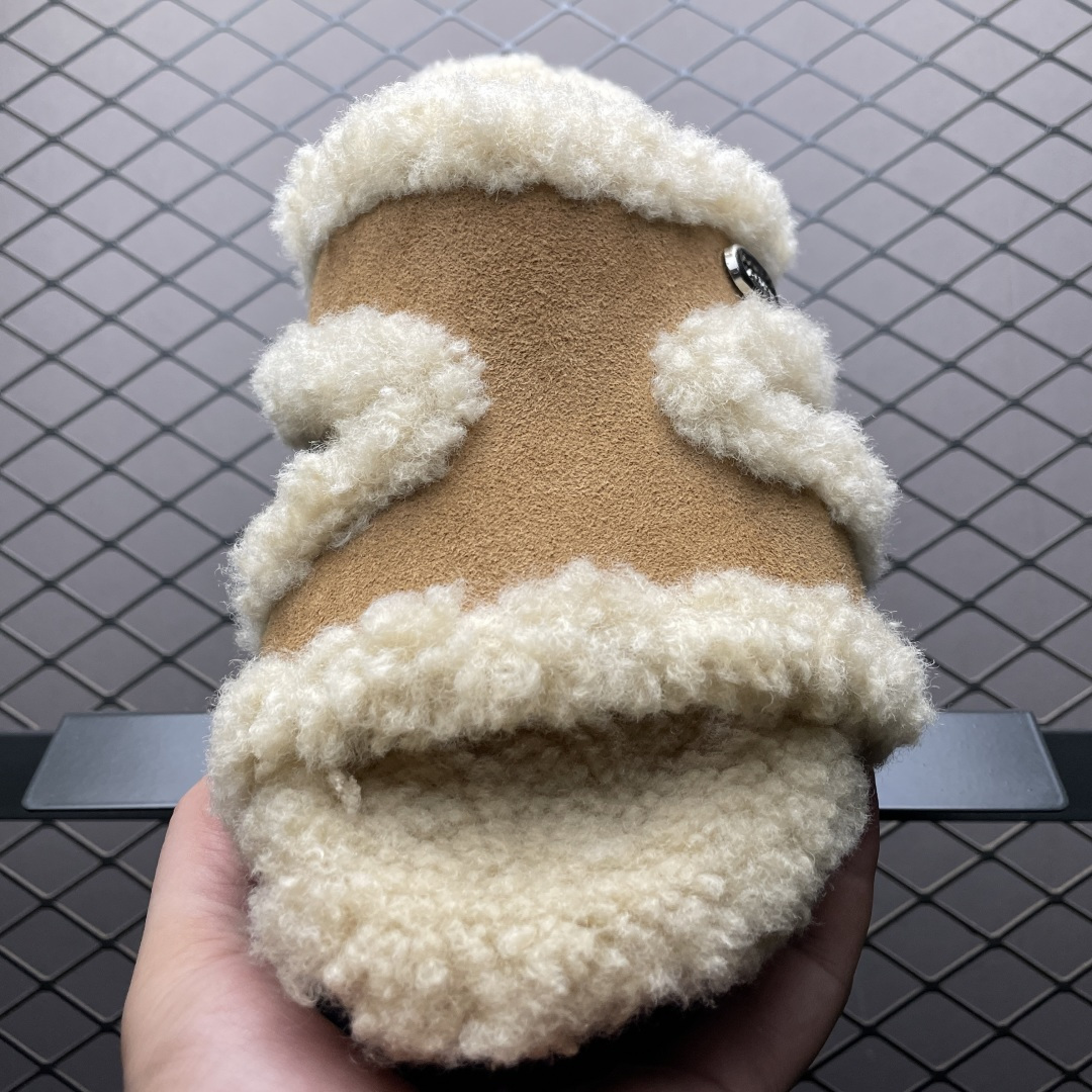 图片[9]-GG-CC 2025 路易暖茶 秋冬新款 5.5CM 厚底增高 百搭勃肯半拖鞋 这款毛毛拖采用了柔软的绒毛材质，搭配上经典的棕色设计，既温暖又充满时尚感 厚实的绒毛不仅提供了极佳的保暖效果，还让你的双脚享受极致的舒适 尺码：35 36 37 38 39 40-选品中心