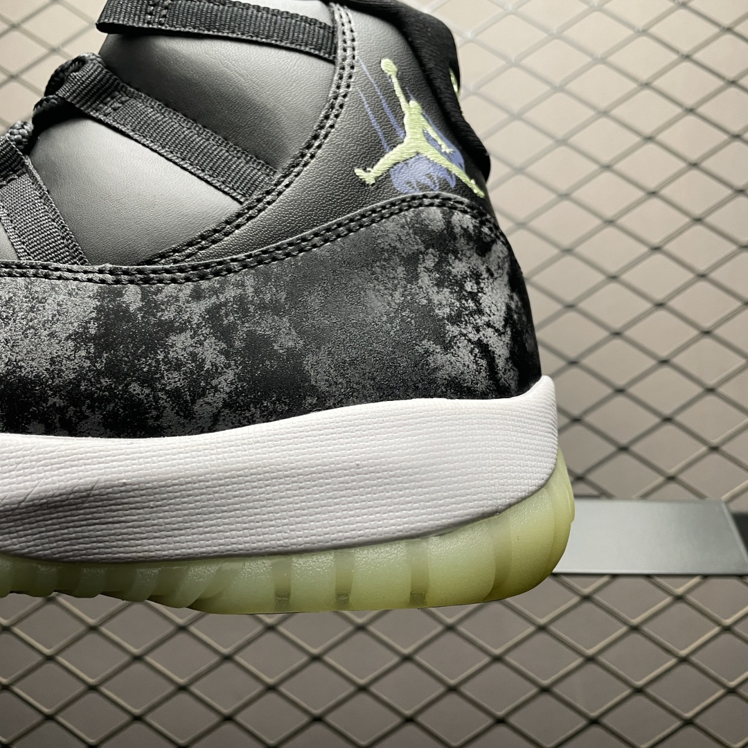 图片[4]-Air Jordan 11 Retro AJ11乔11 高帮文化篮球鞋 IB1378-001 老牌外贸大厂出品 性价比外贸专供版 纯正版型 真碳板加持 品质如图所示 精密中底拉帮 鞋面电脑针车 进口机台电脑Jump Logo刺绣 全新货无任何氧化 尺码：36 36.5 37.5 38 38.5 39 40 40.5 41 42 42.5 43 44 44.5 45 46 47.5-选品中心