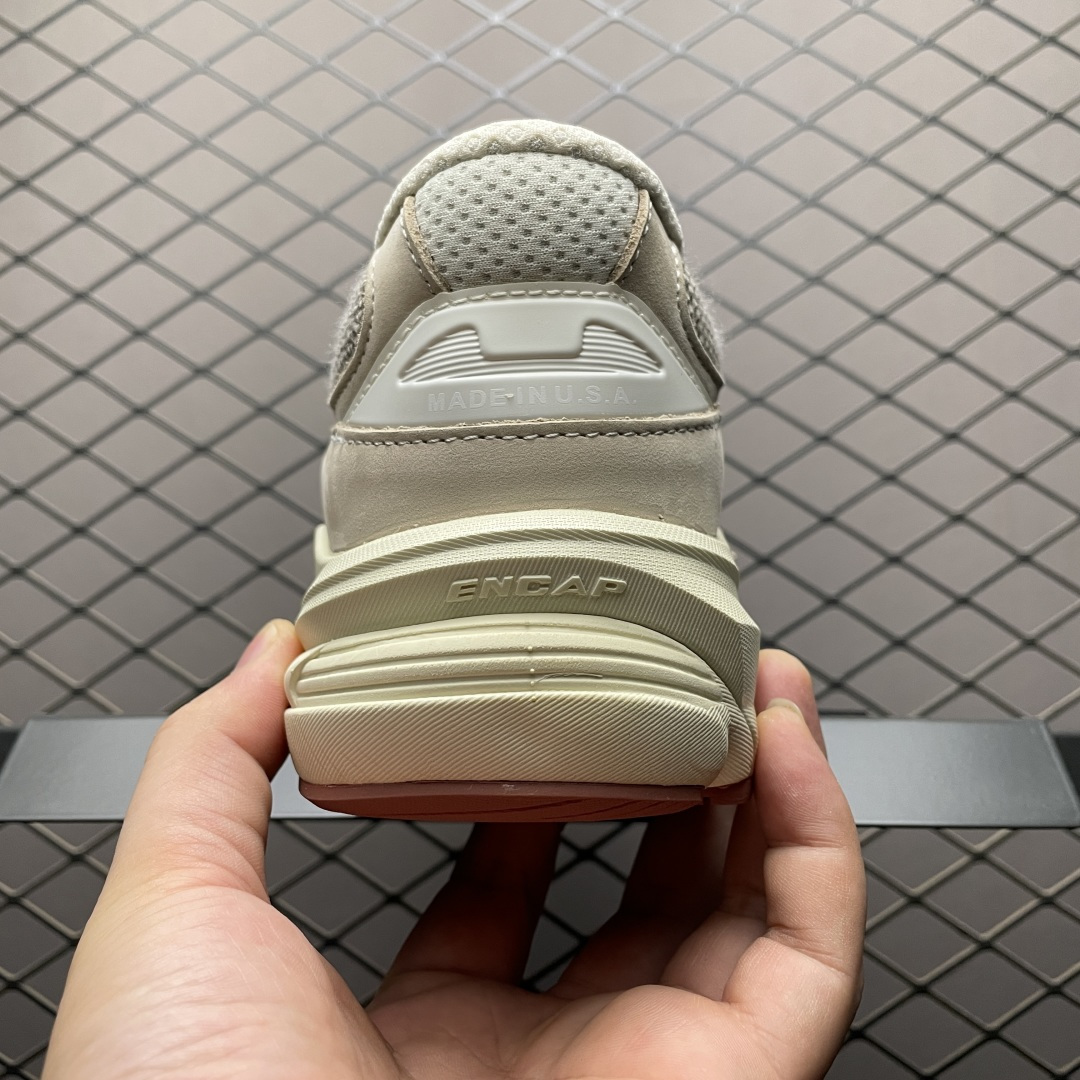 图片[2]-纯原 Loro Piano x New Balance 新百伦 U990LO6 LP联名款新百伦复古休闲跑步鞋 U990LP6 原鞋开发 新开独立私模大底 全网唯一正确组合大底 高端零售专供产物 尺码：36 37 37.5 38 38.5 39.5 40 40.5 41.5 42 42.5 43 44 44.5 45 45.5 46.5 47-选品中心