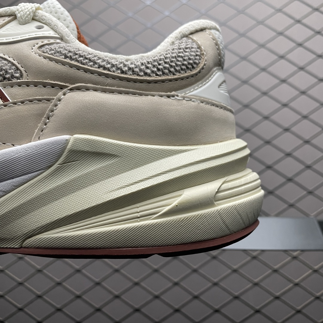 图片[4]-纯原 Loro Piano x New Balance 新百伦 U990LO6 LP联名款新百伦复古休闲跑步鞋 U990LP6 原鞋开发 新开独立私模大底 全网唯一正确组合大底 高端零售专供产物 尺码：36 37 37.5 38 38.5 39.5 40 40.5 41.5 42 42.5 43 44 44.5 45 45.5 46.5 47-选品中心