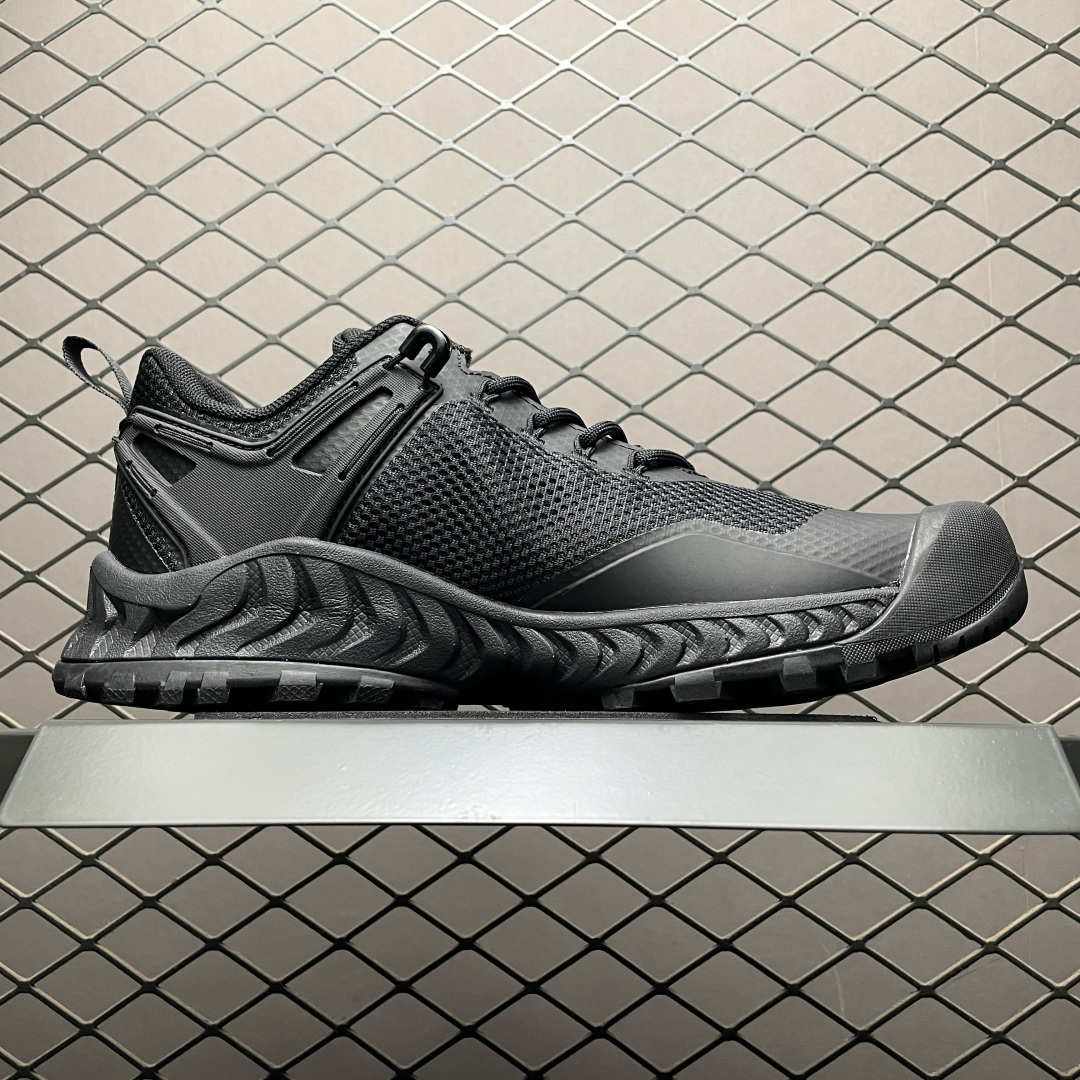 图片[3]-Keen 科恩 Mxis Evo WP 科恩都市户外登山透气休闲鞋 1027797 原楦原纸版开发 采用固色鞋面材质 内嵌高密度EVA发泡缓震脚垫 外置一体式包裹防滑防剐蹭耐磨橡胶大底 尺码：39.5 40 40.5 41 42 42.5 43 44-选品中心