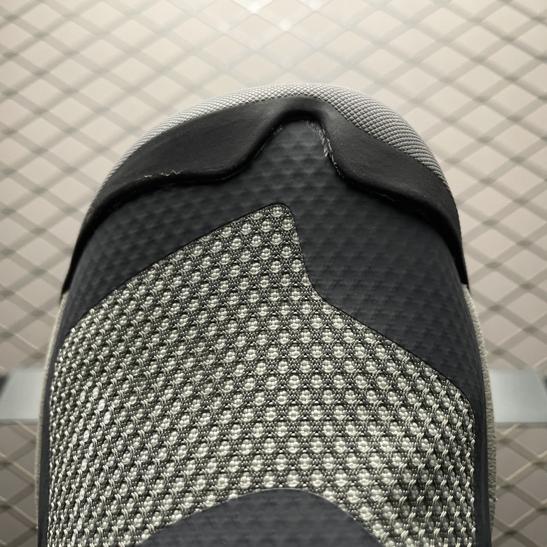 图片[7]-Keen 科恩 Mxis Evo WP 科恩都市户外登山透气休闲鞋 1027798 原楦原纸版开发 采用固色鞋面材质 内嵌高密度EVA发泡缓震脚垫 外置一体式包裹防滑防剐蹭耐磨橡胶大底 尺码：39.5 40 40.5 41 42 42.5 43 44-选品中心