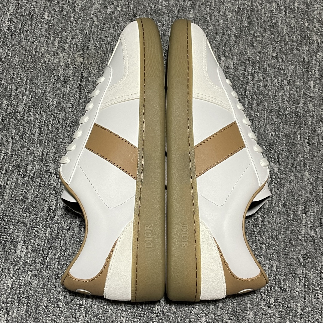图片[2]-Dior 迪奥 B01 老钱风 低帮休闲板鞋 海淘代购同渠道品质 原版购入开发 私模大底 进口牛皮鞋面（内里胎牛皮）打造 高端零售 外贸充正专供 ZP级全套包装 完美楦型 正确卡色 质感媲美原版 细节与原版一致 请注意区分市面通货材 尺码：38 39 40 41 42 43 44 45 46-选品中心