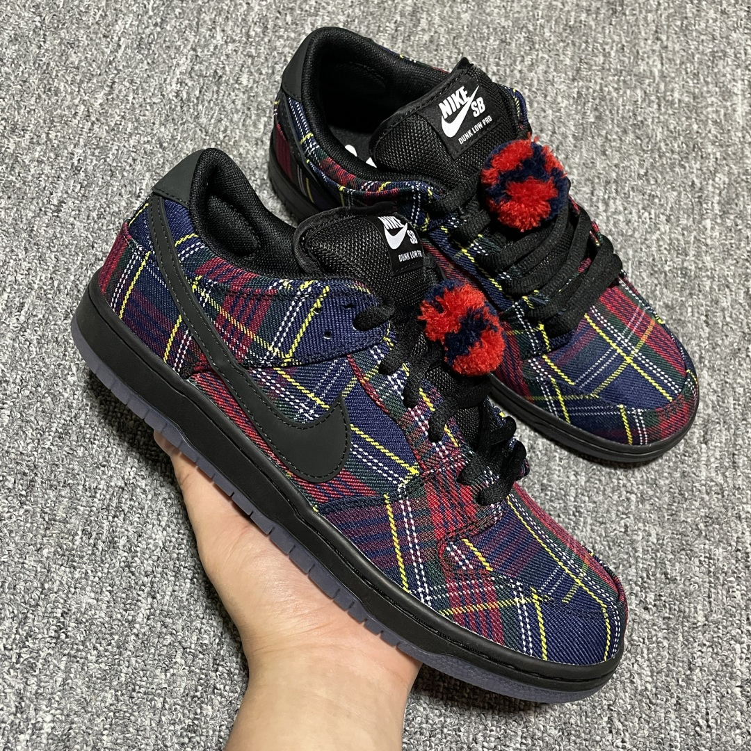 图片[6]-纯原 Nardwuar x NK SB Dunk Low 联名款 低帮休闲滑板鞋 II1493-600 国内一线头部大厂出品 全新楦头 知名厂牌同源 品质毋庸置疑 实拍所见即所得 尺码：40 40.5 41 42 42.5 43 44 44.5 45 46 47.5-选品中心