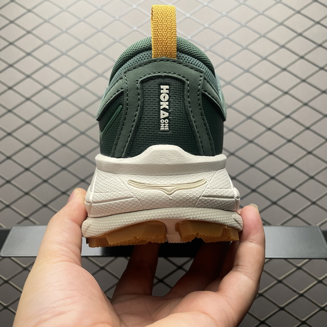 图片[2]-纯原 原厂防泼水 Hoka One One Tor Ultra Lo 低帮户外功能运动鞋工装鞋 1130310 高端零售外贸混卖品质 市售唯一原版开发 原厂材料打造 唯一正确高端Vibram辽宁代工原装组合大底提供强大的防滑性能 5MM多向凸耳提供多种地形下的强劲抓地力 上层缓冲EVA可为足底带来柔软舒适的缓冲感 底层橡胶化泡棉提供持久的缓震和支撑 尺码：36 36.5 37.5 38 38.5 39 40 40.5 41 42 42.5 43 44 44.5 45 46-选品中心