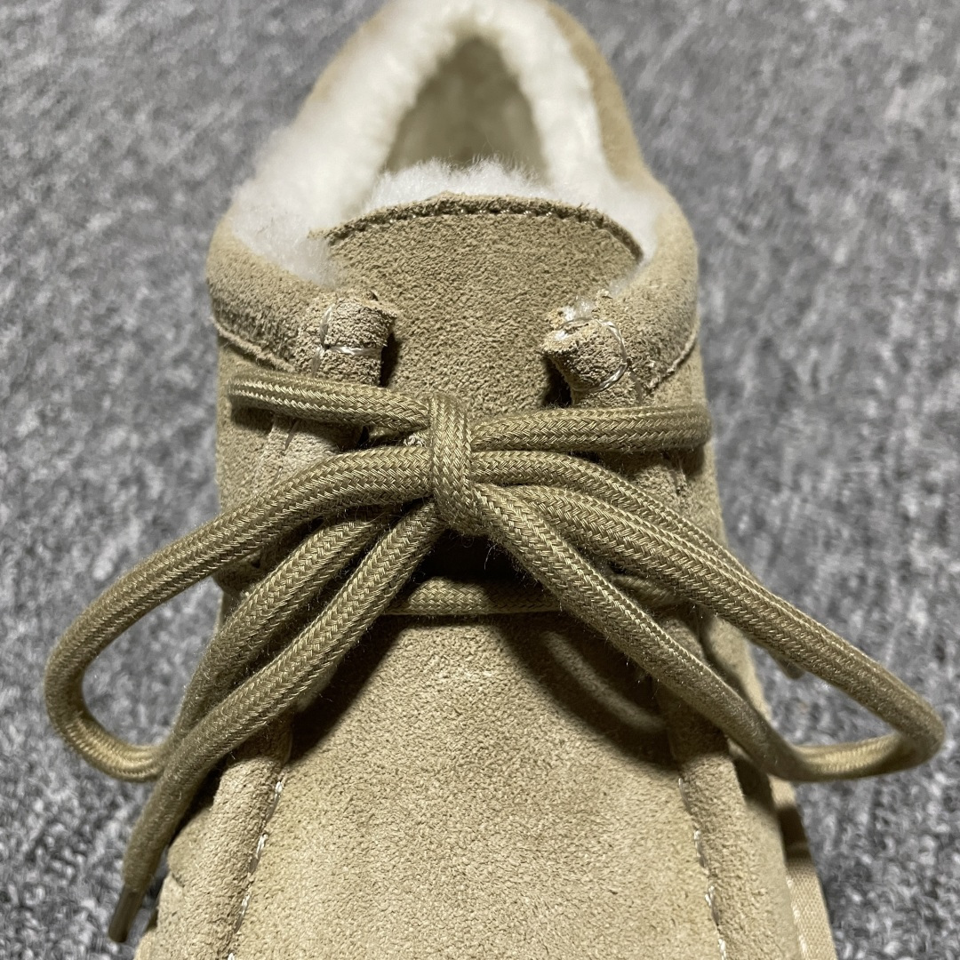 图片[9]-UGG 巴恩风格 复古袋鼠鞋 089-1 来自巴恩风复古美学和都市漫步松弛感，尽显秋日慵懒 穿着袋鼠鞋云游大街小巷 要的就是一种慵懒自在， 文艺复古又不失烟火气息的松弛感 把慢生活，复古元素融合到生活的细节 美拉德配色，鞋带搭配俏皮精怪的珠珠把时尚极限拉满 尺码：36 37 38 39 40-选品中心