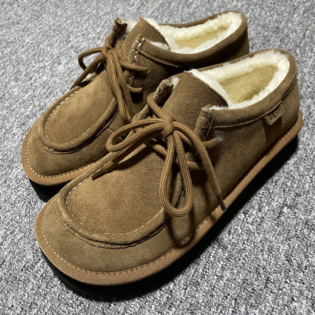 图片[4]-UGG 巴恩风格 复古袋鼠鞋 089-1 来自巴恩风复古美学和都市漫步松弛感，尽显秋日慵懒 穿着袋鼠鞋云游大街小巷 要的就是一种慵懒自在， 文艺复古又不失烟火气息的松弛感 把慢生活，复古元素融合到生活的细节 美拉德配色，鞋带搭配俏皮精怪的珠珠把时尚极限拉满 尺码：36 37 38 39 40-选品中心