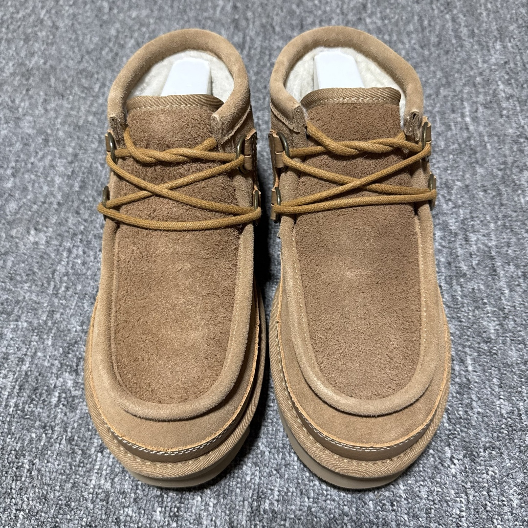 平台外贸专供 UGG Classic Ultra 冬季男士雪地鞋 1158276 十年品牌制鞋代工厂生产线出品 注重每一处细节 隆丰A级真羊皮毛一体 完全遵循ZP工艺流程打造 尺码：39 40 41 42 43 44 45-选品中心