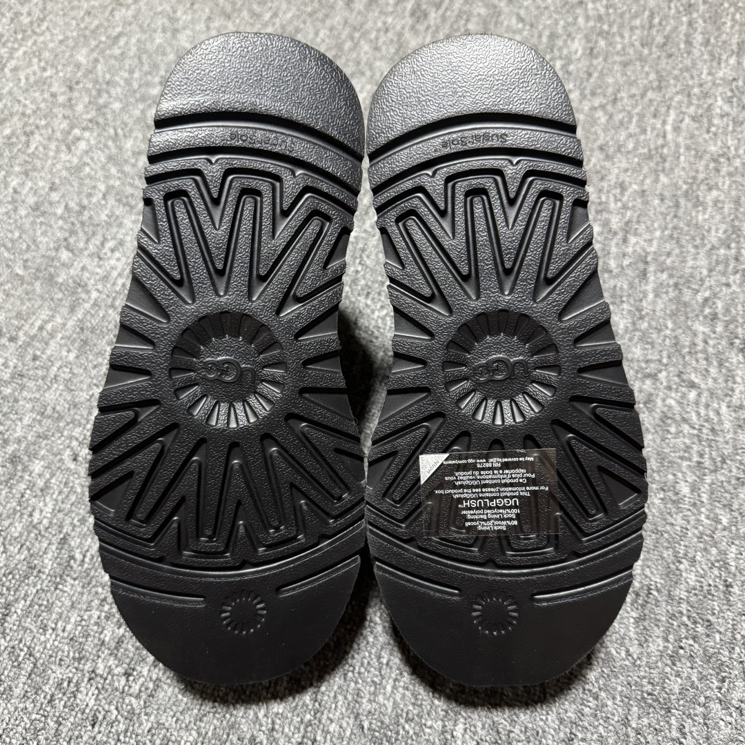 图片[6]-平台外贸专供 UGG Classic 女士雪地靴 1168170 十年品牌制鞋代工厂生产线出品 注重每一处细节 隆丰A级真羊皮毛一体 完全遵循ZP工艺流程打造 尺码：35 36 37 38 39 40-选品中心