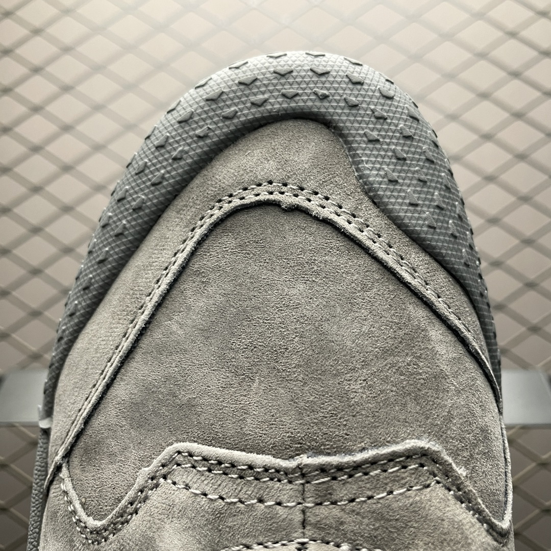 CAT 卡特 客制款 户外工装靴 P717819 时尚潮流搭配