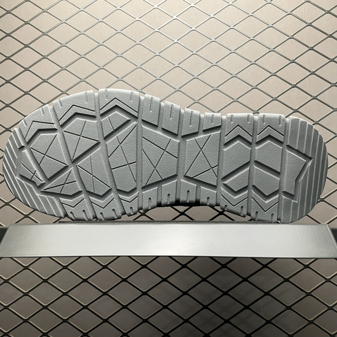 CAT 卡特 客制款 户外工装靴 P717819 时尚潮流搭配