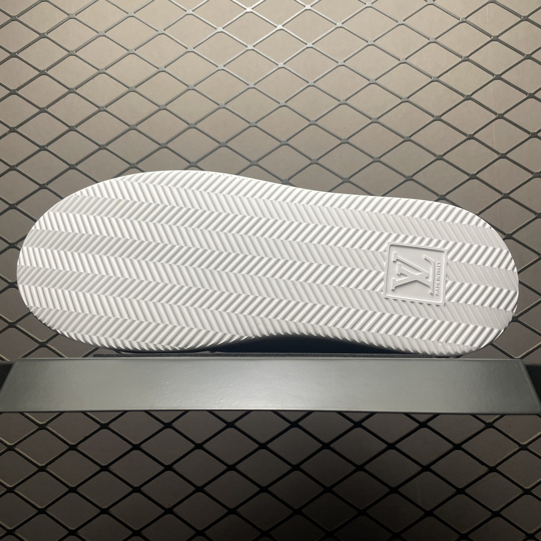 图片[5]-Louis Vuitton LV 路易威登 Beverly Hills 低帮休闲板鞋 海淘代购同渠道品质 高端零售 外贸充正专供 原版购入开发 ZP级全套包装 完美楦型 正确卡色 大底TPU 质感媲美原版 细节与原版一致 请注意区分市面通货材 尺码：38 39 40 41 42 43 44 45 46-选品中心