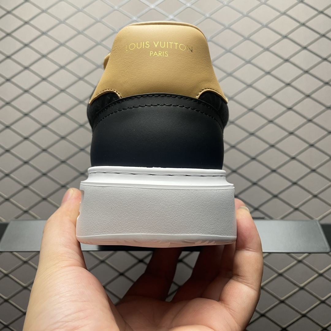 图片[2]-Louis Vuitton LV 路易威登 Beverly Hills 低帮休闲板鞋 海淘代购同渠道品质 高端零售 外贸充正专供 原版购入开发 ZP级全套包装 完美楦型 正确卡色 大底TPU 质感媲美原版 细节与原版一致 请注意区分市面通货材 尺码：38 39 40 41 42 43 44 45 46-选品中心