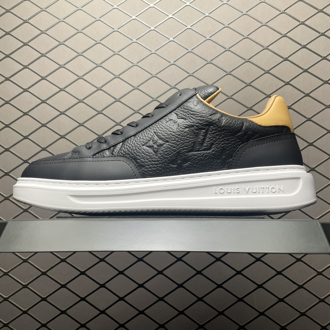 Louis Vuitton LV 路易威登 Beverly Hills 低帮休闲板鞋 海淘代购同渠道品质 高端零售 外贸充正专供 原版购入开发 ZP级全套包装 完美楦型 正确卡色 大底TPU 质感媲美原版 细节与原版一致 请注意区分市面通货材 尺码：38 39 40 41 42 43 44 45 46-选品中心