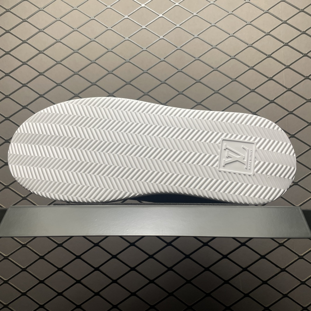 图片[5]-Louis Vuitton LV 路易威登 Beverly Hills 低帮休闲板鞋 海淘代购同渠道品质 高端零售 外贸充正专供 原版购入开发 ZP级全套包装 完美楦型 正确卡色 大底TPU 质感媲美原版 细节与原版一致 请注意区分市面通货材 尺码：38 39 40 41 42 43 44 45 46-选品中心