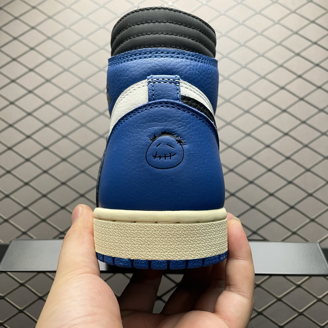 图片[2]-LJR纯原 Travis Scott x Air Jordan 1 High OG TS SP AJ1乔1 TS 联名倒钩 高帮文化篮球鞋 DH3227-105 原厂材料打造 顶级工艺 高端外贸平台 高端零售专供品质 尺码：36 36.5 37.5 38 38.5 39 40 40.5 41 42 42.5 43 44 44.5 45 46 47.5 48.5-选品中心