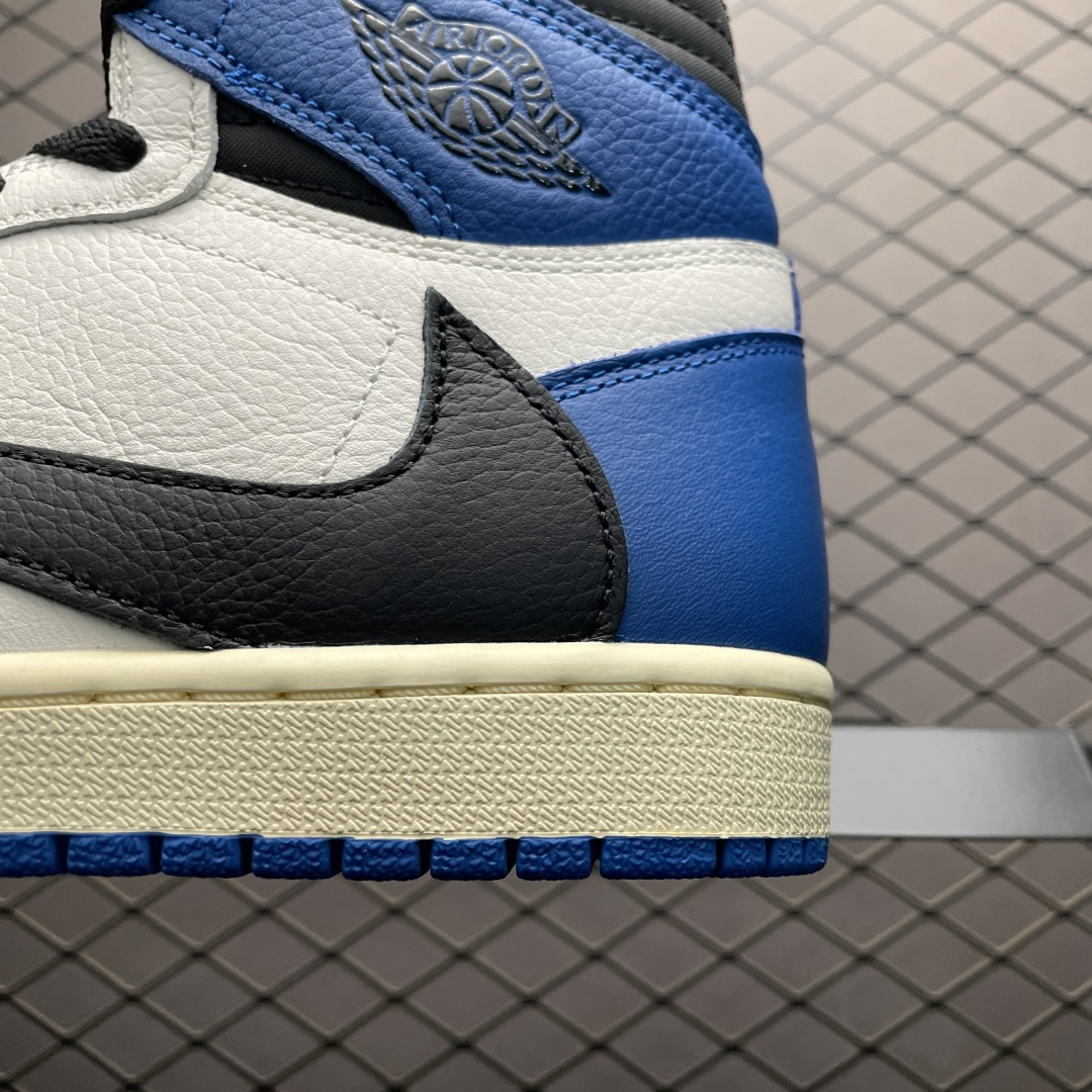 图片[4]-LJR纯原 Travis Scott x Air Jordan 1 High OG TS SP AJ1乔1 TS 联名倒钩 高帮文化篮球鞋 DH3227-105 原厂材料打造 顶级工艺 高端外贸平台 高端零售专供品质 尺码：36 36.5 37.5 38 38.5 39 40 40.5 41 42 42.5 43 44 44.5 45 46 47.5 48.5-选品中心