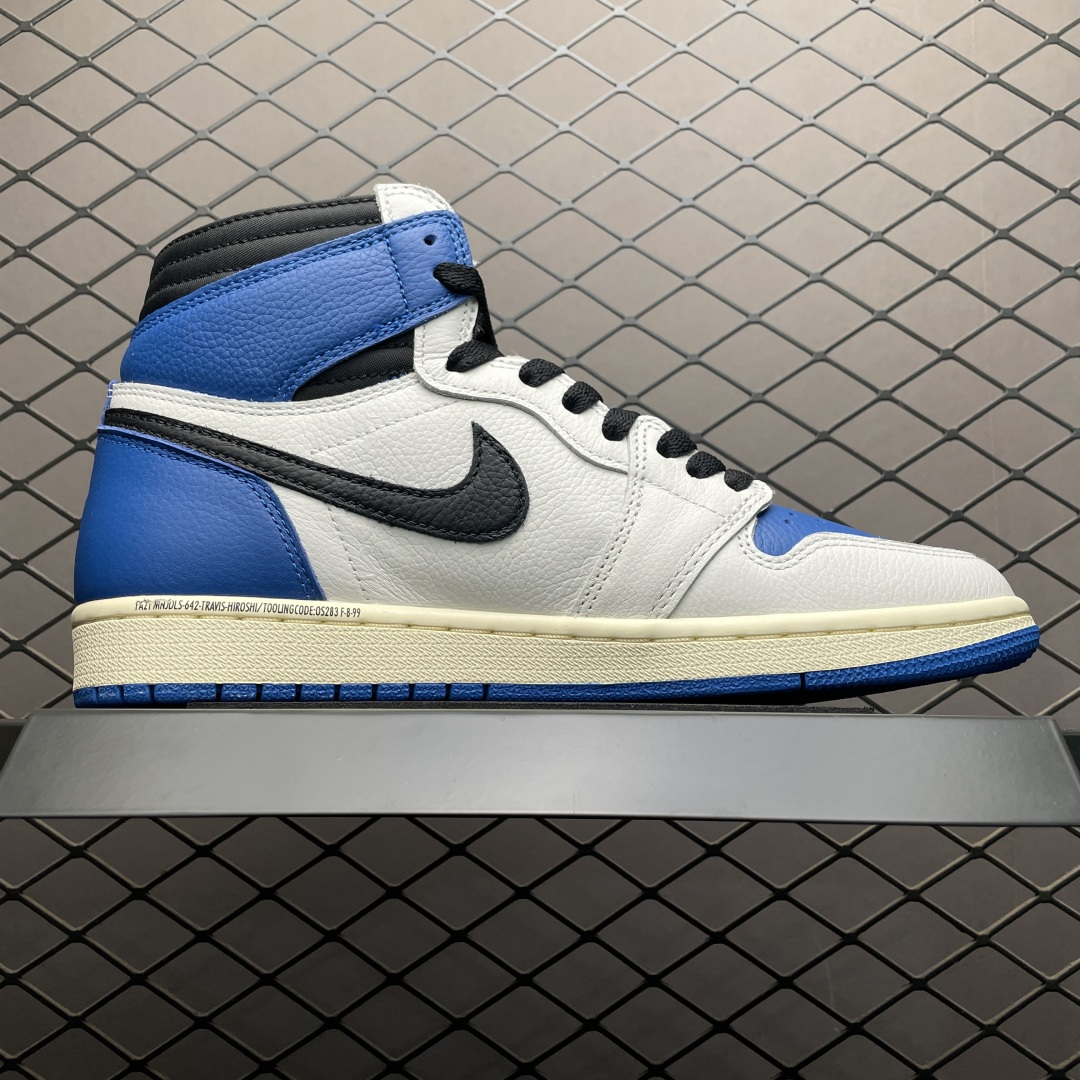 图片[3]-LJR纯原 Travis Scott x Air Jordan 1 High OG TS SP AJ1乔1 TS 联名倒钩 高帮文化篮球鞋 DH3227-105 原厂材料打造 顶级工艺 高端外贸平台 高端零售专供品质 尺码：36 36.5 37.5 38 38.5 39 40 40.5 41 42 42.5 43 44 44.5 45 46 47.5 48.5-选品中心