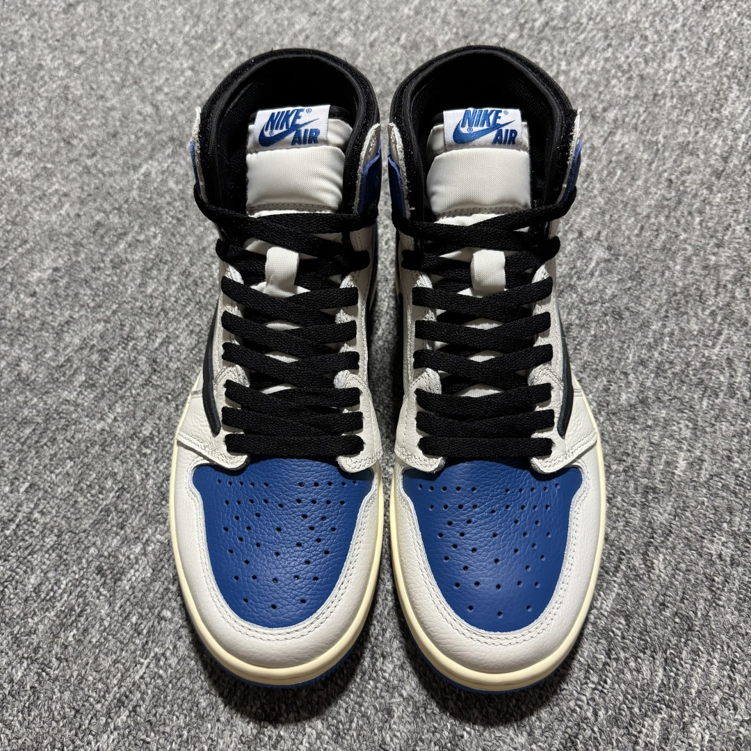 LJR纯原 Travis Scott x Air Jordan 1 High OG TS SP AJ1乔1 TS 联名倒钩 高帮文化篮球鞋 DH3227-105 原厂材料打造 顶级工艺 高端外贸平台 高端零售专供品质 尺码：36 36.5 37.5 38 38.5 39 40 40.5 41 42 42.5 43 44 44.5 45 46 47.5 48.5-选品中心