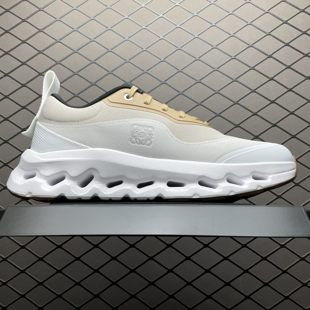 图片[3]-纯原版 Loewe x ON 罗意威昂跑联名 Cloudtilt 2.0 系列 3ME10693510 市售最高品质出货 全系列配色均原鞋购入开发打造 全新独立私模 高端零售 外贸平台充正品质 独家定制全套包装 内含防尘袋一个 注意：售后需完整退回 尺码：36 36.5 37 38 38.5 39 40 40.5 41 42 42.5 43 44 44.5 45 46-选品中心