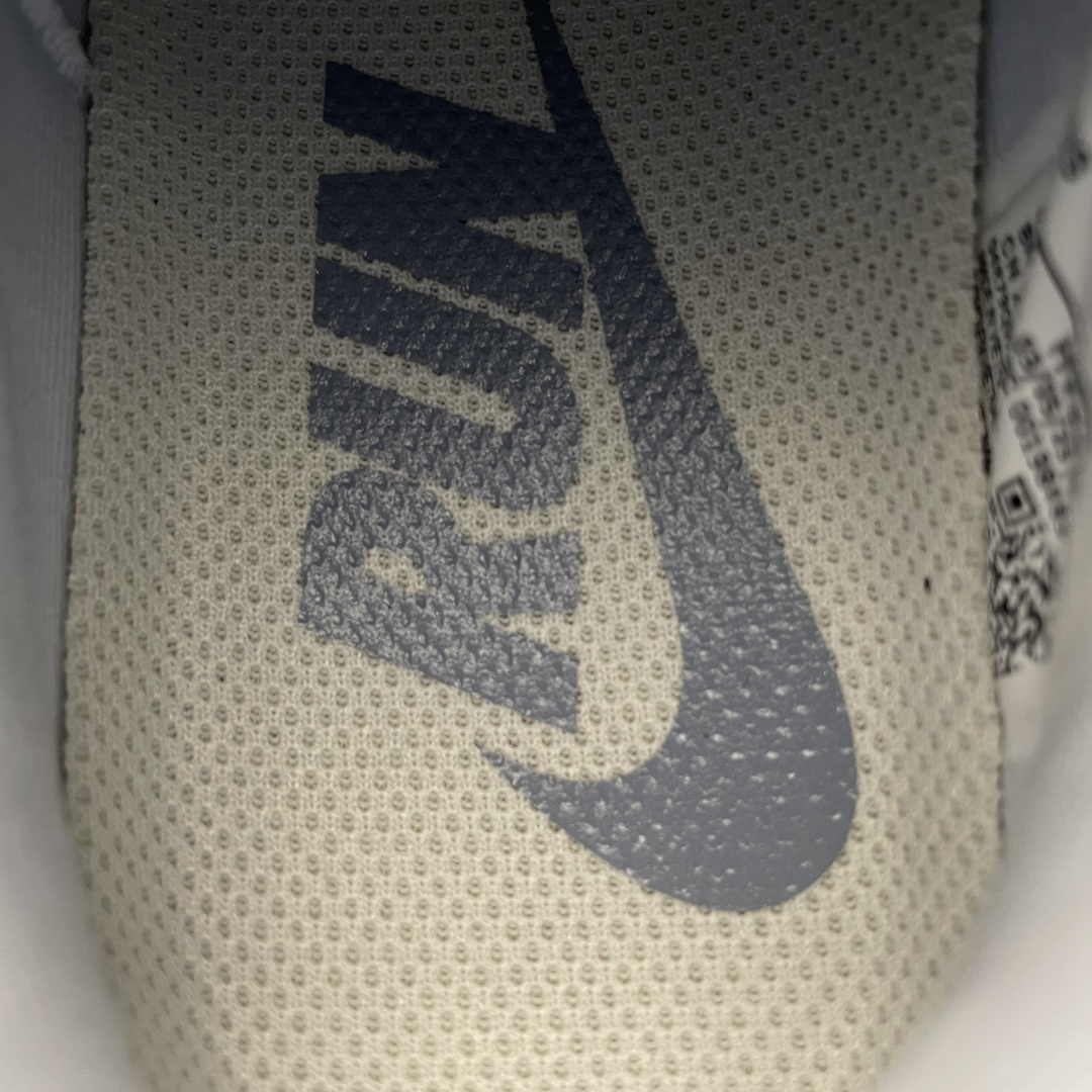 图片[8]-NK Vomero Plus 网面透气跑步鞋 HV8150-004 尺码：36 36.5 37.5 38 38.5 39 40 40.5 41 42 42.5 43 44 44.5 45 46-选品中心