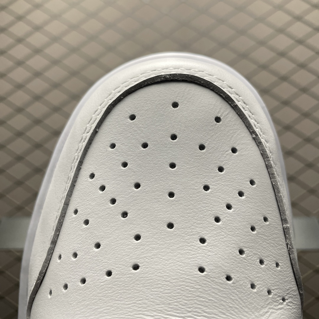 图片[7]-价格更正纯原 Supreme x NK SB Dunk Low 联名款 低帮休闲滑板鞋 HQ8487-100 国内一线头部大厂出品 全新楦头 知名厂牌同源 品质毋庸置疑 实拍所见即所得 尺码：40 40.5 41 42 42.5 43 44 44.5 45 46 47.5-选品中心