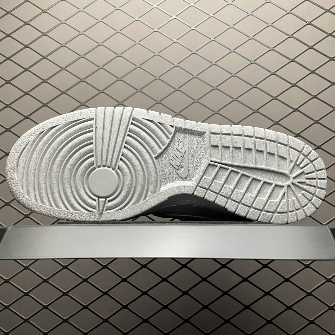 图片[5]-价格更正纯原 Supreme x NK SB Dunk Low 联名款 低帮休闲滑板鞋 HQ8487-100 国内一线头部大厂出品 全新楦头 知名厂牌同源 品质毋庸置疑 实拍所见即所得 尺码：40 40.5 41 42 42.5 43 44 44.5 45 46 47.5-选品中心