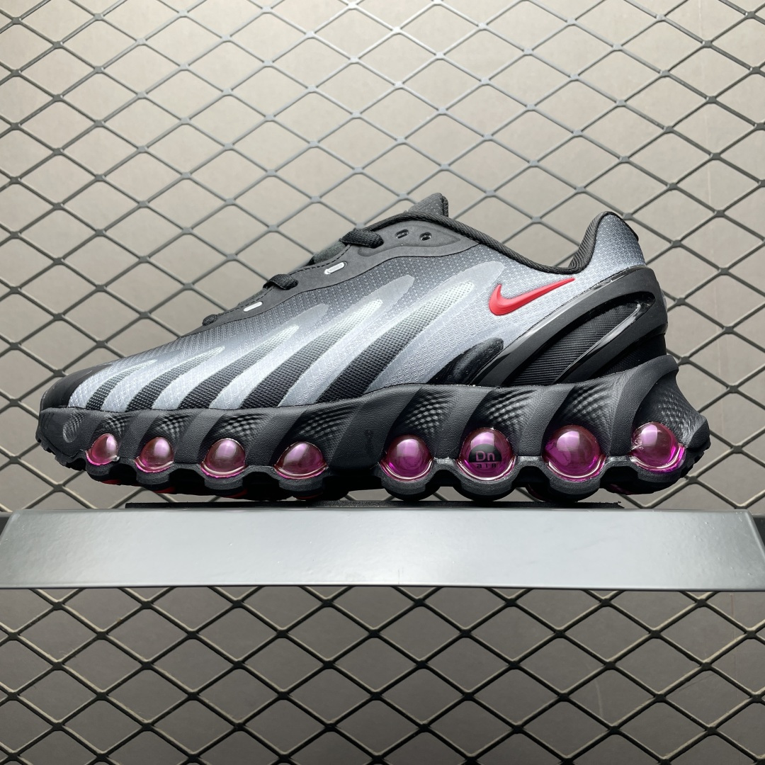 NK Air Max Dn8 气垫跑鞋 FQ7860-103 全新鞋款在同侧采用了圆柱仓式的设计，不仅有防滑耐磨性功能，还搭配了周围一圈柔软的泡棉材质，提供全新的复合脚感八成还是泡棉脚感 尺码：36 37 38 39 40 41 42 43 44 45-选品中心