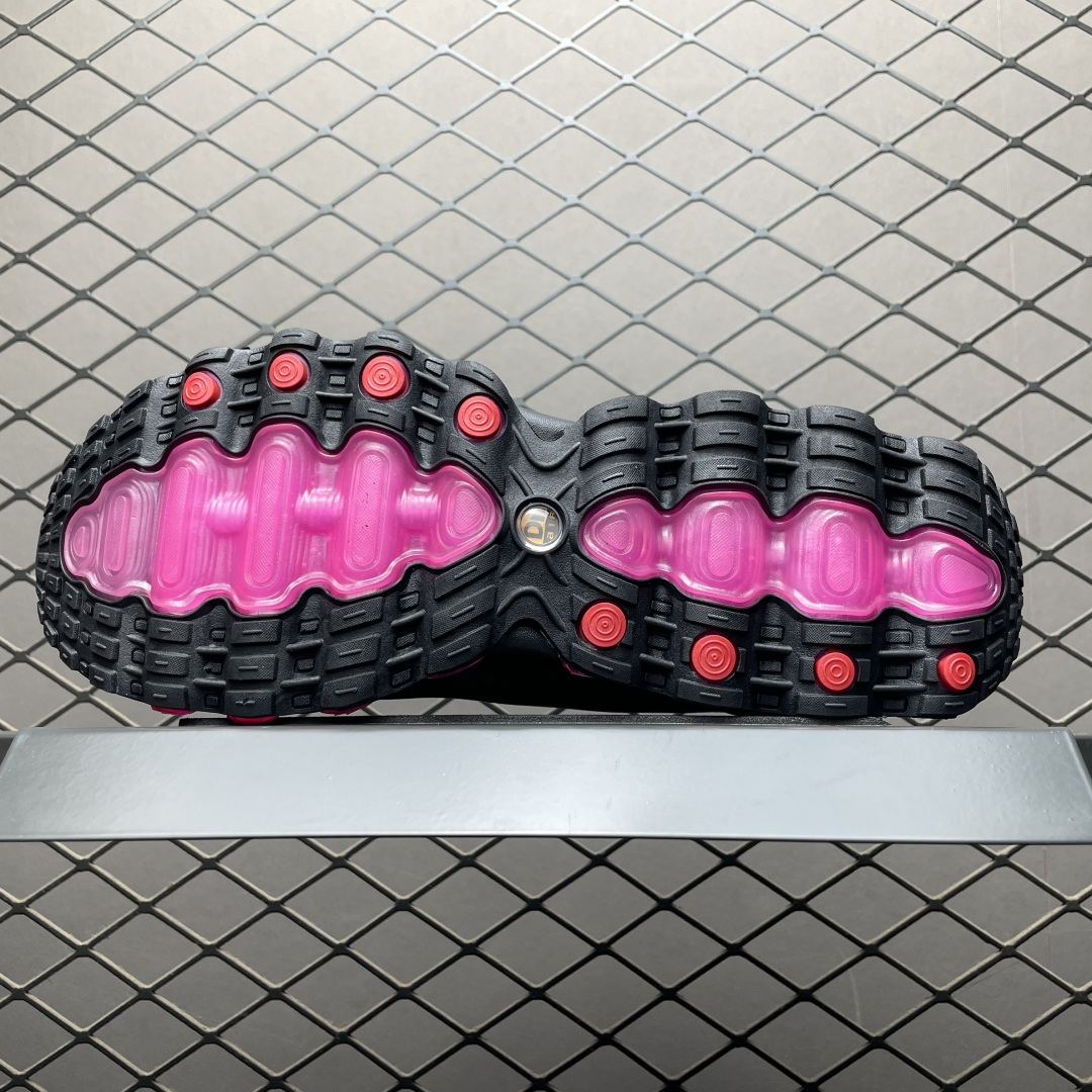 图片[5]-NK Air Max Dn8 气垫跑鞋 FQ7860-103 全新鞋款在同侧采用了圆柱仓式的设计，不仅有防滑耐磨性功能，还搭配了周围一圈柔软的泡棉材质，提供全新的复合脚感八成还是泡棉脚感 尺码：36 37 38 39 40 41 42 43 44 45-选品中心