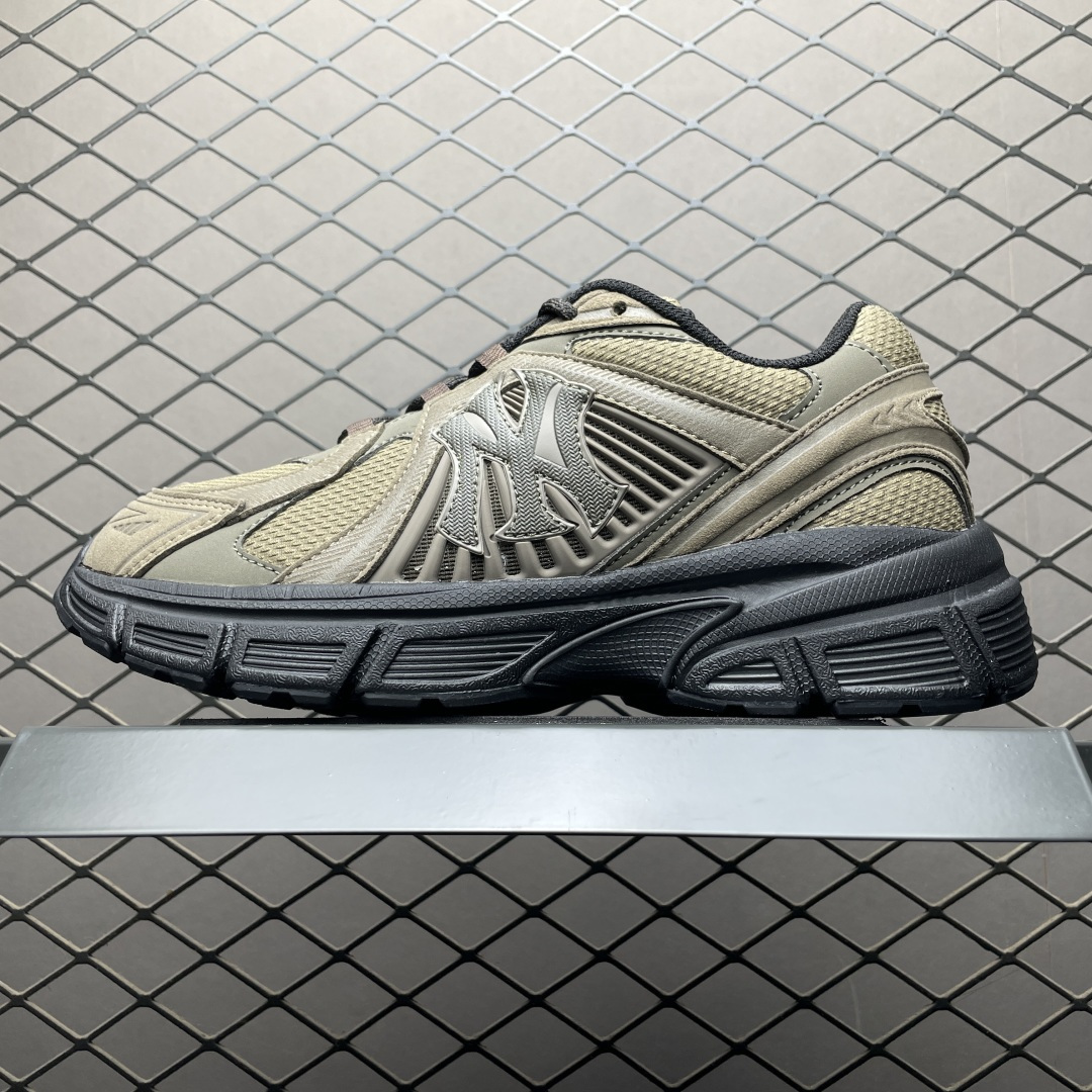 网红爆款 MLB Trophy Runner 低帮休闲凉鞋 原厂防伪吊牌 尺码：35 36 36.5 37.5 38 38.5 39 40 40.5 41 42 42.5 43 44 44.5 45-选品中心