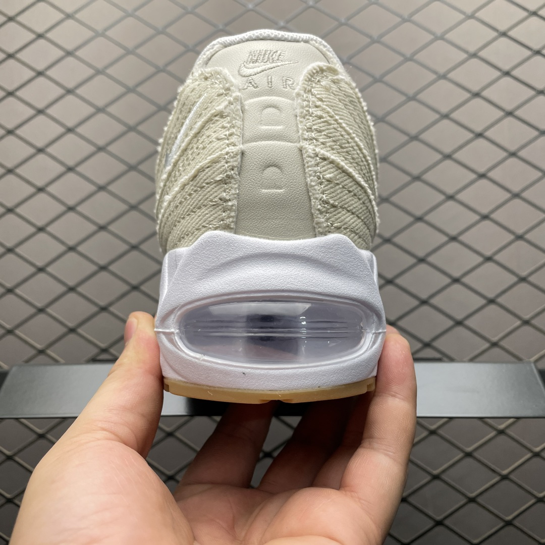 图片[2]-外贸跑量专供 Levi\’s x NK Air Max 95 李维斯联名款 低帮休闲运动鞋 HM4743-100 大厂出品 品质板正 性价比无敌 尺码：40 40.5 41 42 42.5 43 44 44.5 45 46 47.5-选品中心