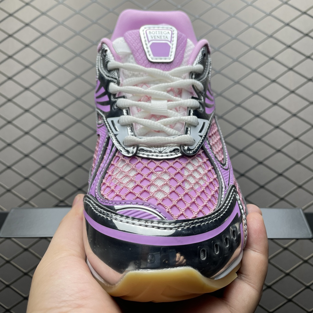 图片[9]-BOTTEGA VENETA BV 葆蝶家 王一博同款低帮休闲鞋 采用轻质科技网布面料 搭配几何图案设计橡胶外底 王炸系列 高版本 认准套包工艺 实际增高很多哦，还是一样显腿细非常nice 耐玩耐造 对标对版！套包鞋工艺 认准高版本 大底选用拼色TPU大底 ！配置原版包装 尺码：35 36 37 38 39 40 41 42 43 44 45-选品中心