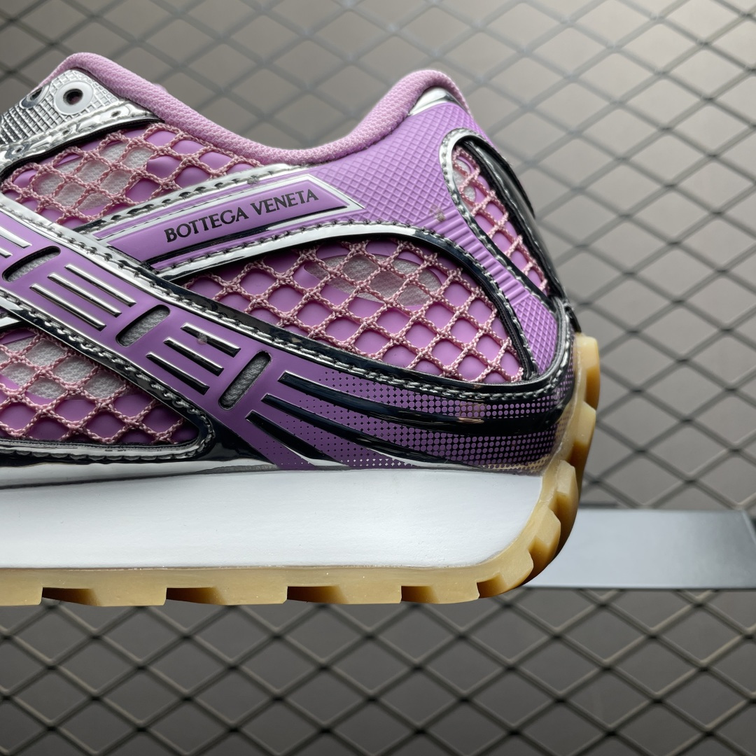 图片[4]-BOTTEGA VENETA BV 葆蝶家 王一博同款低帮休闲鞋 采用轻质科技网布面料 搭配几何图案设计橡胶外底 王炸系列 高版本 认准套包工艺 实际增高很多哦，还是一样显腿细非常nice 耐玩耐造 对标对版！套包鞋工艺 认准高版本 大底选用拼色TPU大底 ！配置原版包装 尺码：35 36 37 38 39 40 41 42 43 44 45-选品中心
