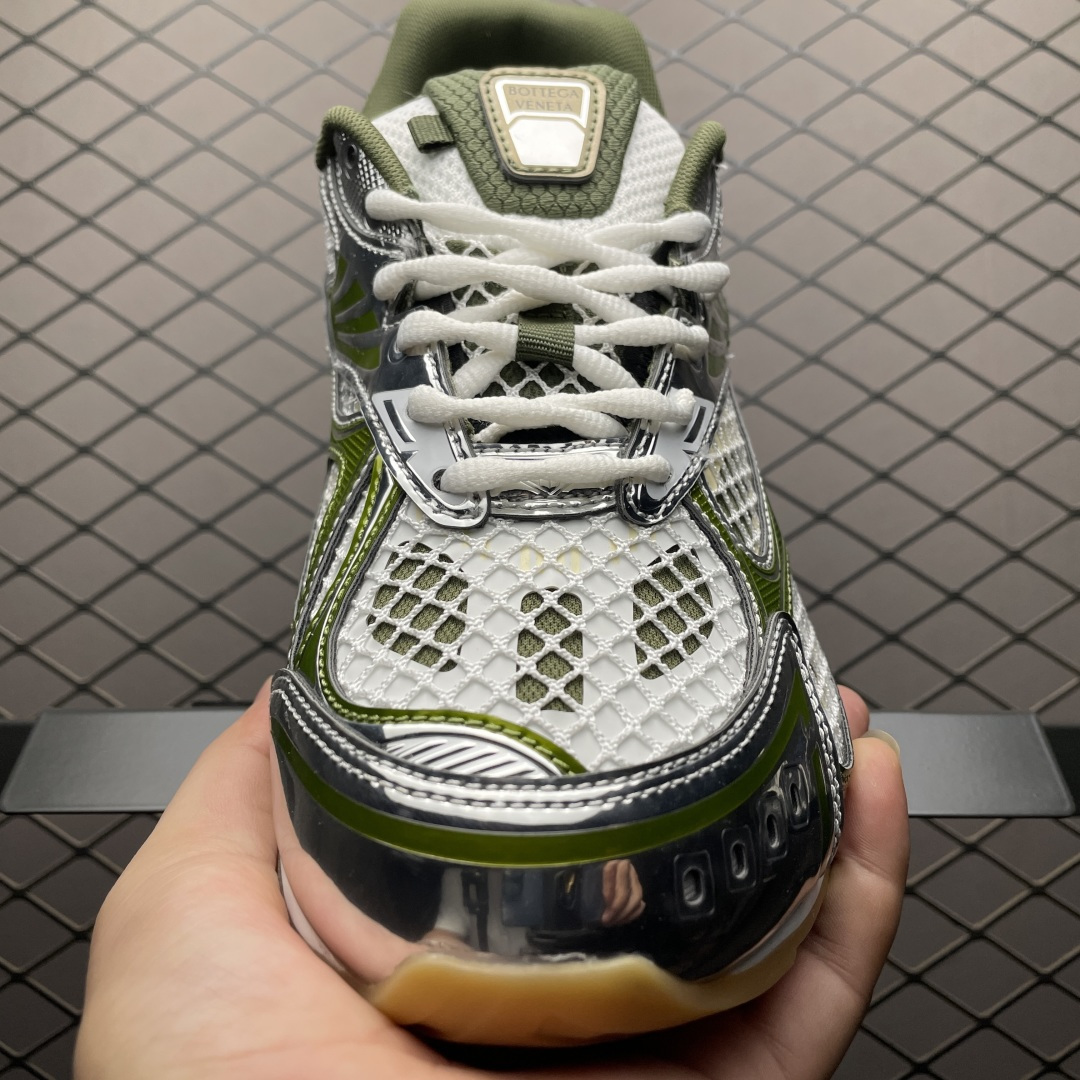 图片[9]-BOTTEGA VENETA BV 葆蝶家 王一博同款低帮休闲鞋 采用轻质科技网布面料 搭配几何图案设计橡胶外底 王炸系列 高版本 认准套包工艺 实际增高很多哦，还是一样显腿细非常nice 耐玩耐造 对标对版！套包鞋工艺 认准高版本 大底选用拼色TPU大底 ！配置原版包装 尺码：35 36 37 38 39 40 41 42 43 44 45-选品中心
