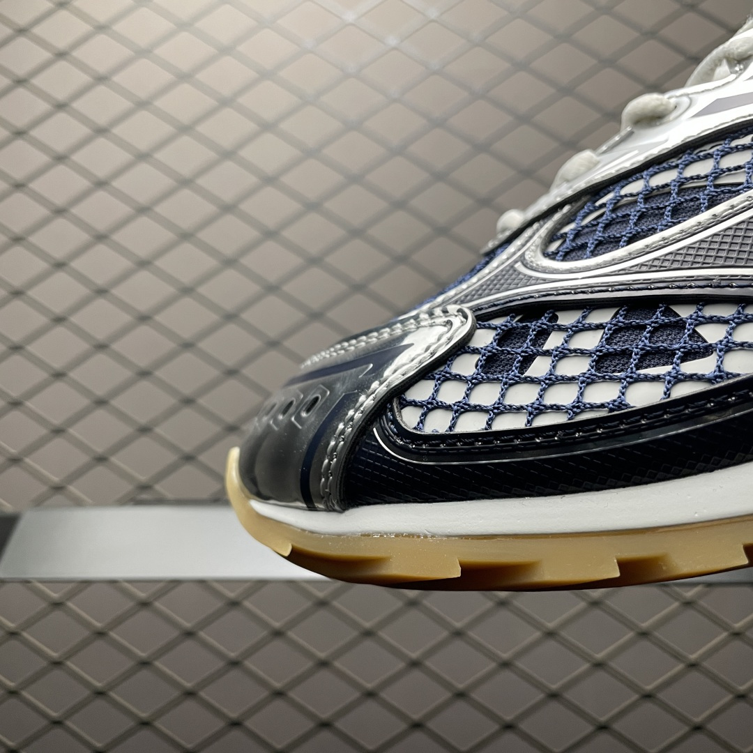 图片[6]-BOTTEGA VENETA BV 葆蝶家 王一博同款低帮休闲鞋 采用轻质科技网布面料 搭配几何图案设计橡胶外底 王炸系列 高版本 认准套包工艺 实际增高很多哦，还是一样显腿细非常nice 耐玩耐造 对标对版！套包鞋工艺 认准高版本 大底选用拼色TPU大底 ！配置原版包装 尺码：35 36 37 38 39 40 41 42 43 44 45-选品中心