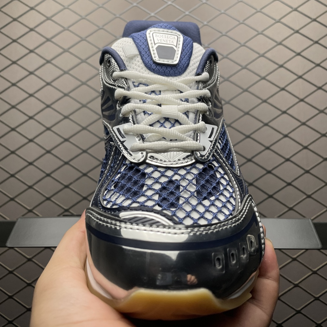 图片[9]-BOTTEGA VENETA BV 葆蝶家 王一博同款低帮休闲鞋 采用轻质科技网布面料 搭配几何图案设计橡胶外底 王炸系列 高版本 认准套包工艺 实际增高很多哦，还是一样显腿细非常nice 耐玩耐造 对标对版！套包鞋工艺 认准高版本 大底选用拼色TPU大底 ！配置原版包装 尺码：35 36 37 38 39 40 41 42 43 44 45-选品中心